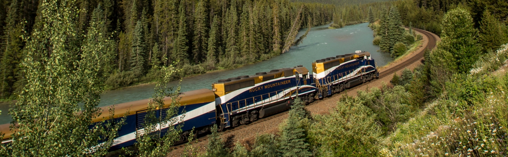 First Passage to the West Classic Vancouver - Banff (Eastbound) First Passage to the West Classic Vancouver - Banff (Eastbound)