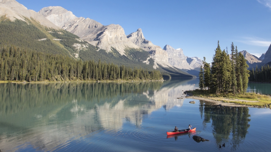 Maligne Lake, Jasper National Park.